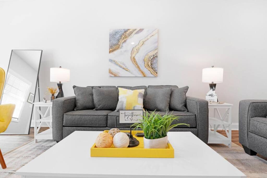 Make Lemonade In Luxury W King Bed And Free Parking Plus 40 Minutes To Nashville Clarksville Exterior photo